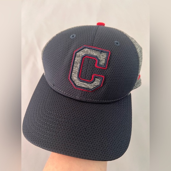 New era 39 Thirty Baseball Block C Logo Hat Men's Black/ Gray/ Red - Picture 1 of 6